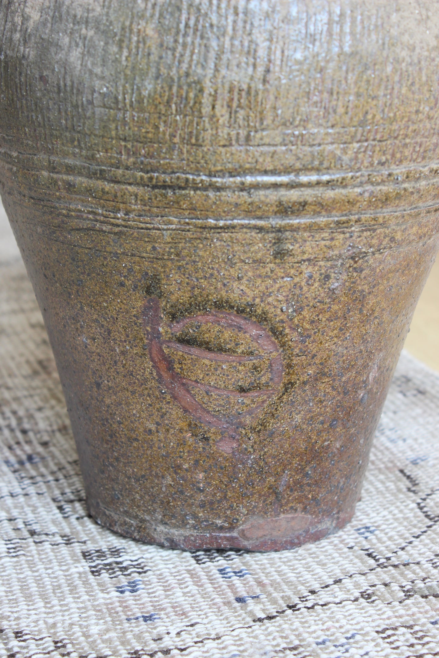 Vintage Mijiu Vessel 001
