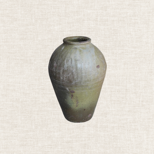 Vintage Mijiu Vessel 003