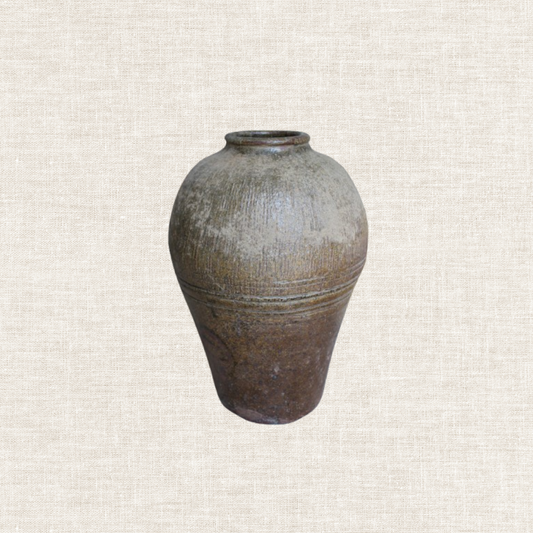 Vintage Mijiu Vessel 001